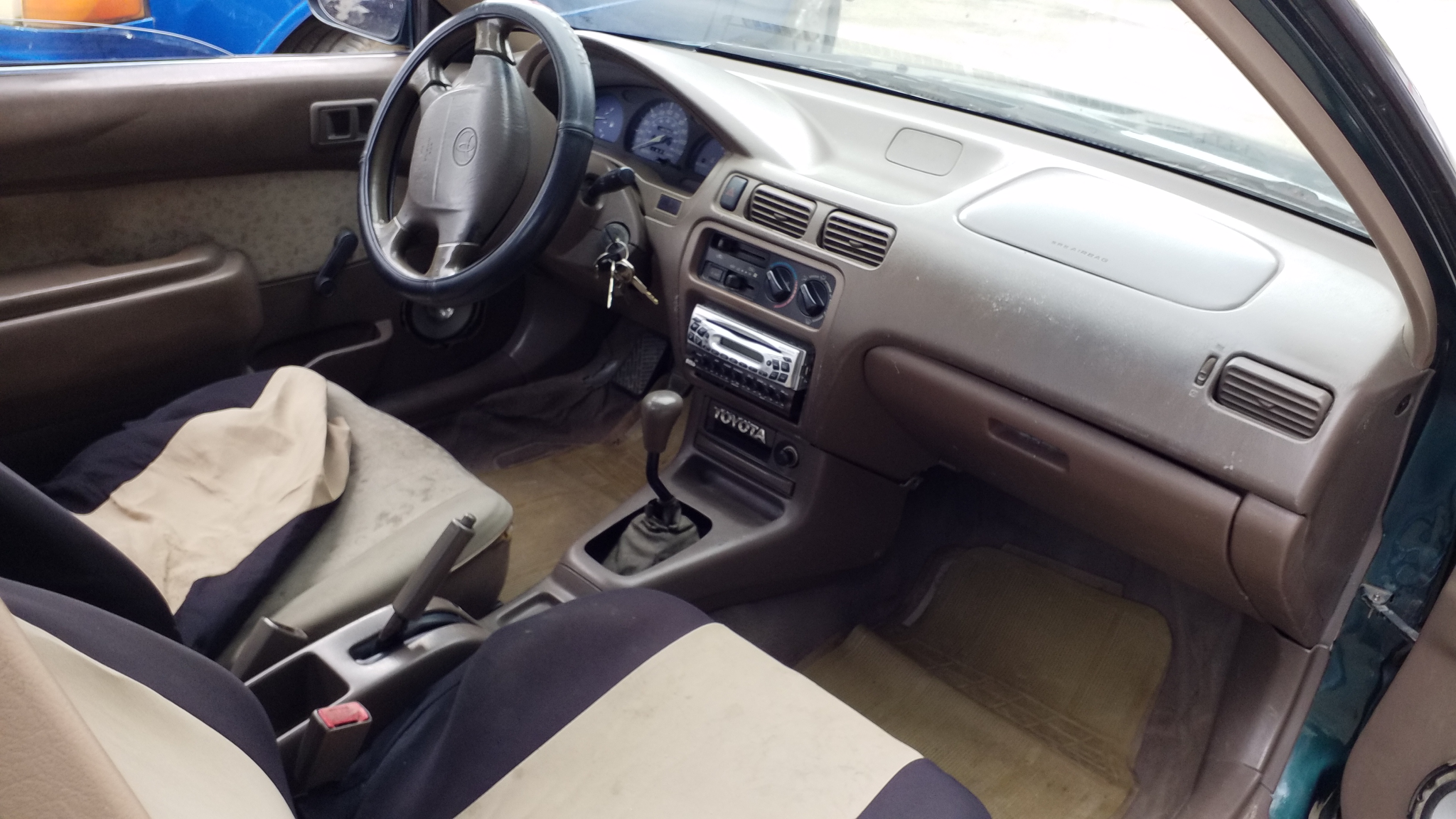 Toyota tercel deals 1999 interior